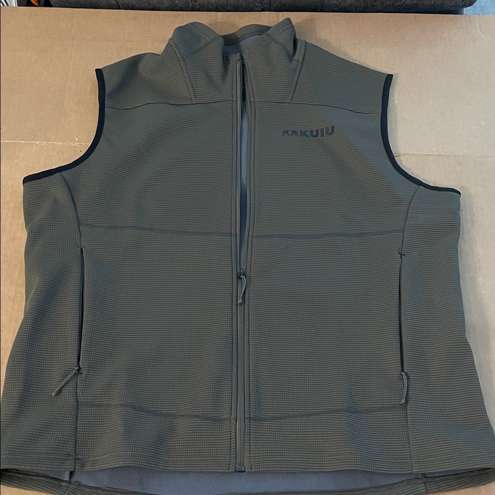KUIU Peloton 240 hunting vest